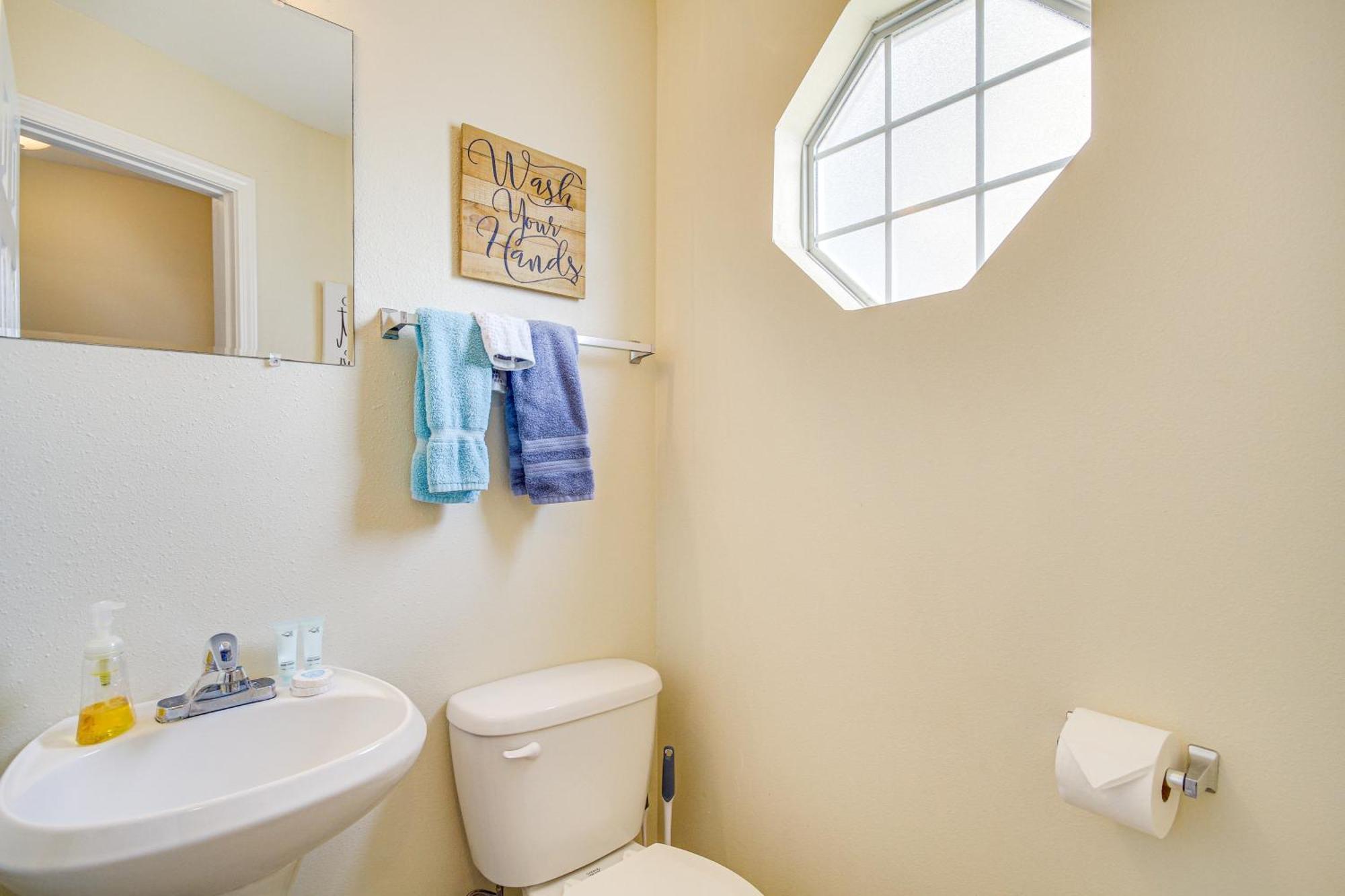 Airy Biloxi Condo With Patio Walk To Beach! Exteriér fotografie