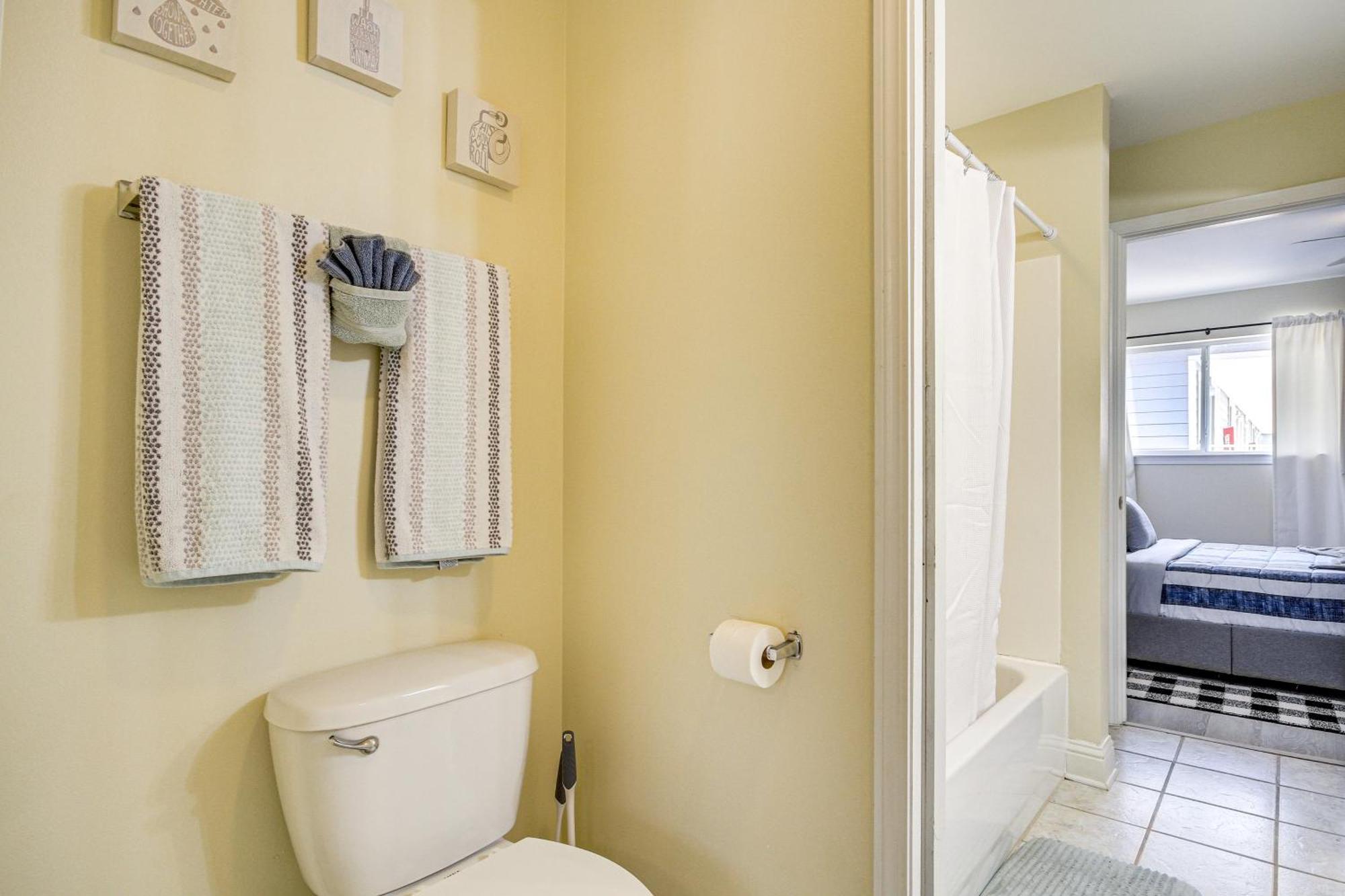 Airy Biloxi Condo With Patio Walk To Beach! Exteriér fotografie